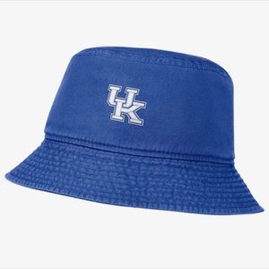Nike NCAA College (University of Kentucky Wildcats) Bucket Hat Unisex Size M/L